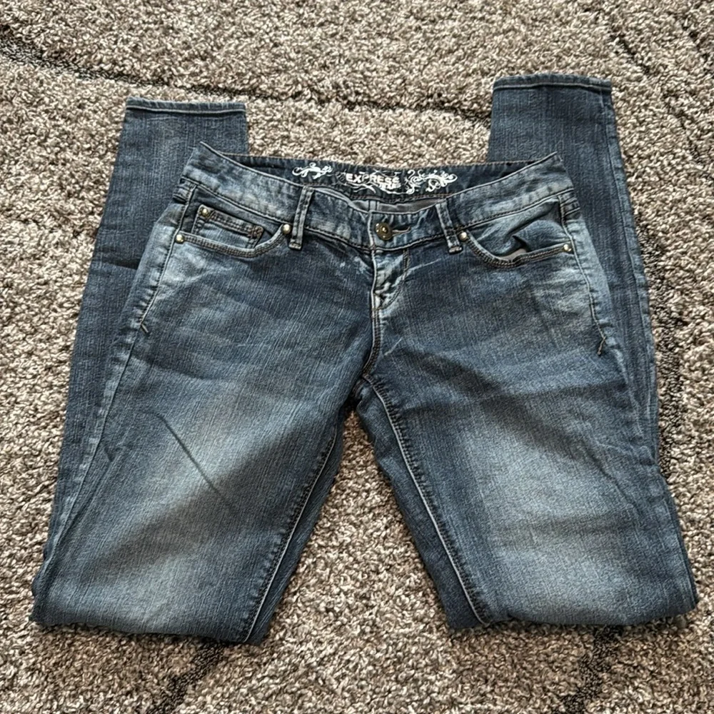 Express Jeans Bundle, 5 Pairs size 2 - Picture 14 of 16